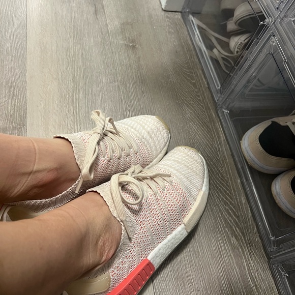 Adidas NMD_R2 W size 6 - Picture 8 of 8